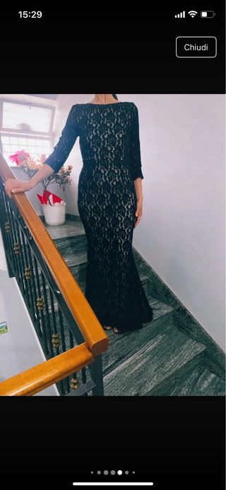 Bellissimo abito lungo in pizzo nero