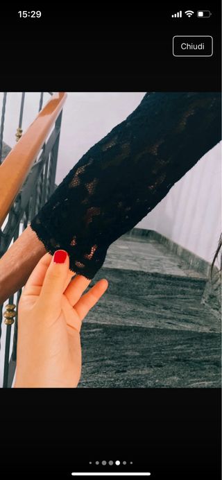 Bellissimo abito lungo in pizzo nero