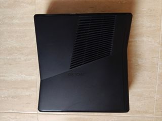Xbox 360 Slim