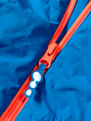 Mono de nieve infantil azul