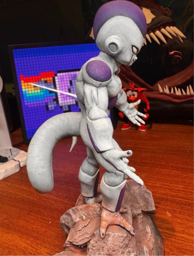 Figura Freezer Resina Dragon Ball Z Pintada