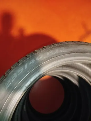 Neumáticos de invierno 235