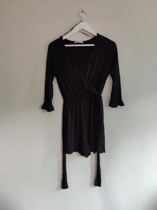 Mono corto negro manga larga