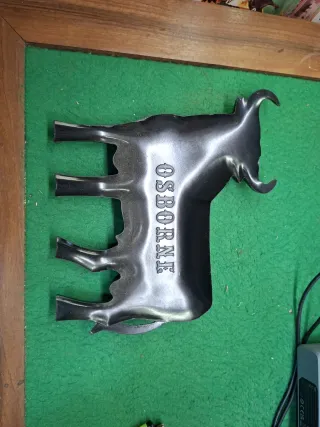 Cenicero Antiguo Osborne Toro