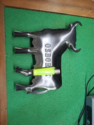 Cenicero Antiguo Osborne Toro