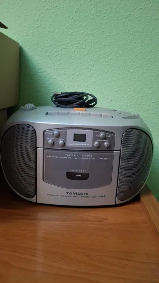 Radiocasetera Tamashi CD-148 Solo Radio
