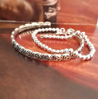 Pulseras Plata Ley Rosas y cuentas.
