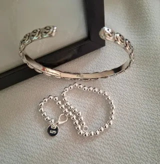 Pulseras Plata Ley Rosas y cuentas.