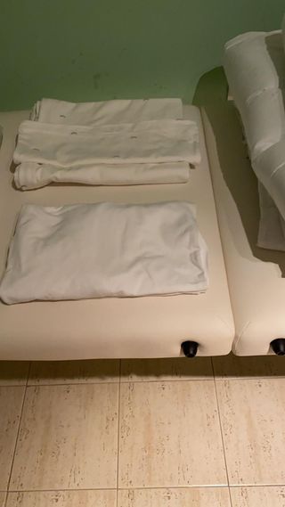 Cuna, Ropa 2 juegos sabas, Hamaca y Cambiador,...