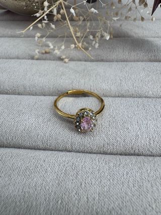 Anillo de acero inoxidable oro rosa con piedra