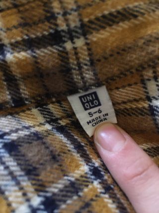 Camisa franela Uniqlo niño cuadros amarilla.