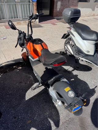 Miku Max Moto Eléctrica Matriculada