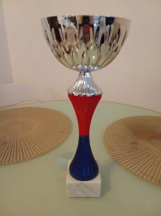 Coppa premiazioni blu rossa