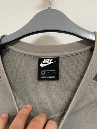Sudadera Nike Gris Doble Swoosh