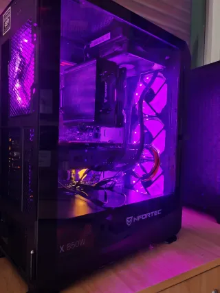 Torre Gaming Nfortec ryzen 7 1080ti semi nueva