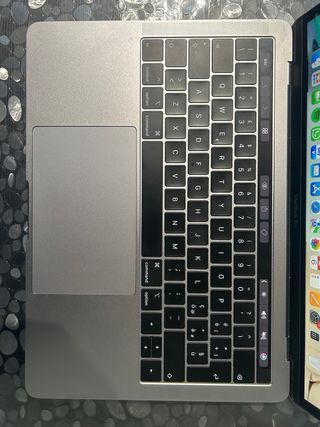 MacBook Pro 13 2019