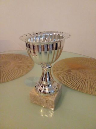 Coppetta premiazioni elegante metallo e pietra