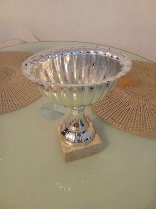 Coppetta premiazioni elegante metallo e pietra