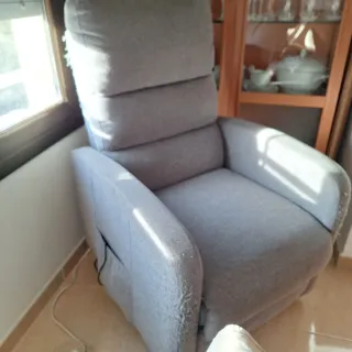 Sillón butaca articulada gris