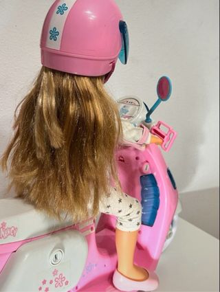 Nancy Moto Rosa con Accesorios