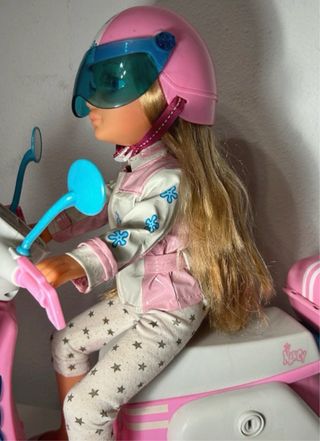 Nancy Moto Rosa con Accesorios