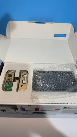 Nintendo Switch a tema Zelda