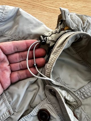 Chubasquero Massimo Dutti Beige Talla XL