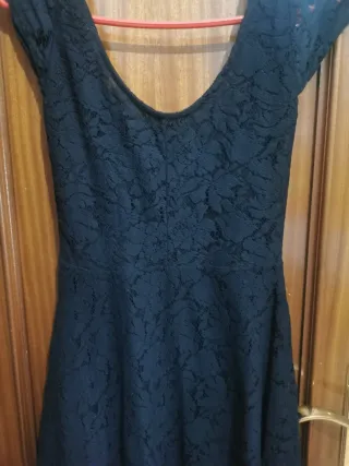 Vestido negro encaje