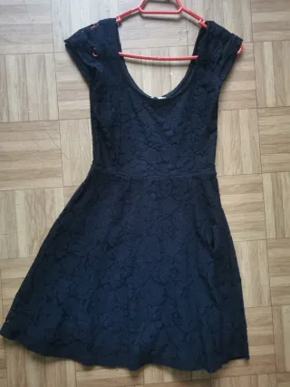 Vestido negro encaje