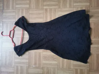 Vestido negro encaje