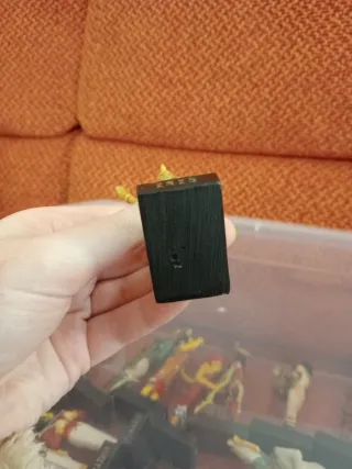 Statuetta Dea Egizia Isis Hachette