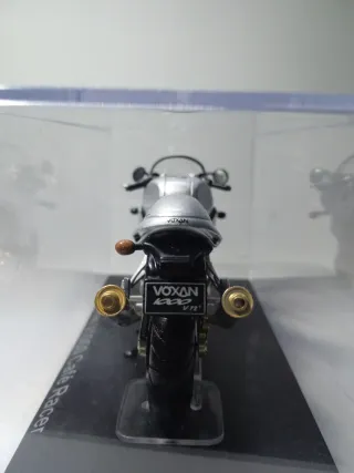 Maqueta Voxan V1000 Café Racer 1:24