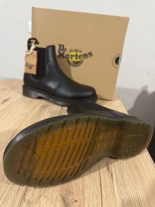 Dr Martens 2976 Chelsea Boots