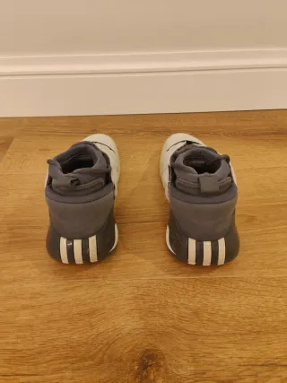 Adidas Harden 7 blancas