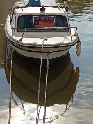 Barco Taylor 49 con motor Yamaha 50 CV