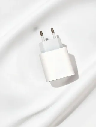 Cargador USB Blanco con Cable Lightning