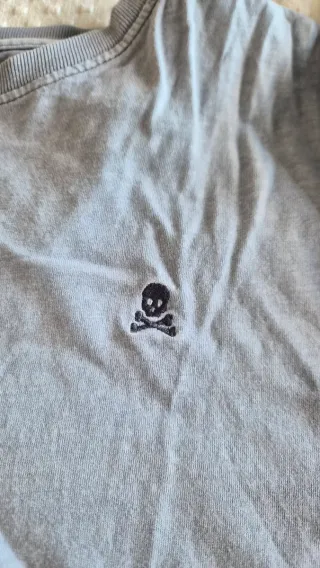 Camiseta Scalpers Gris Original