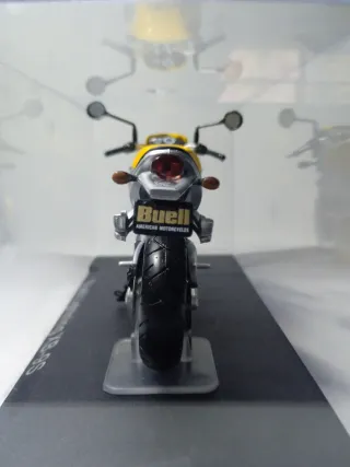 Maqueta Moto Buell Lightning XB-9S Escala 1:24