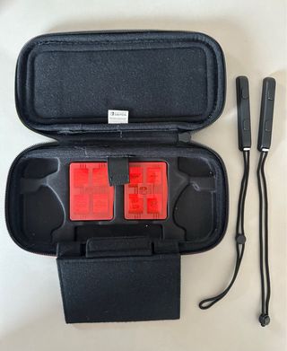 Pacchetto di vendita o parti per Nintendo Switch: controller e giochi