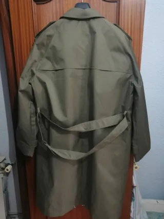 Gabardina Ejército Verde Oliva