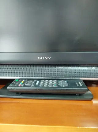 Sony Bravia KDL-19L4000 TV