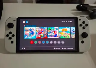 Nintendo Switch OLED Bianca