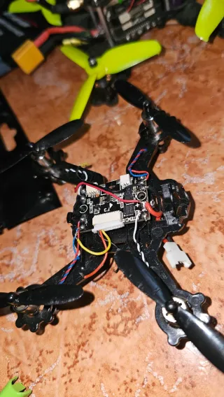 Lote drones FPV para piezas