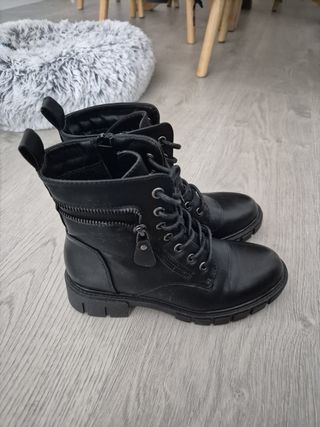 Botines negros cordones Talla 36