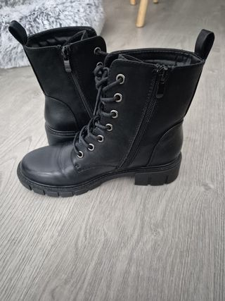 Botines negros cordones Talla 36