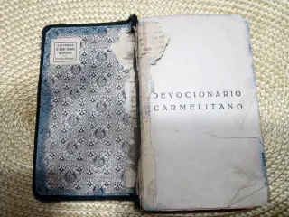 Libro antiguo Devocionario Carmelitano 1946