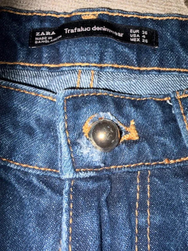 Vaqueros Zara mujer talla 36 bordados