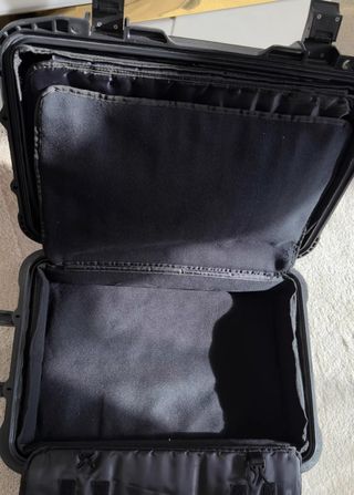 Maleta 4 ruedas negra buen estado