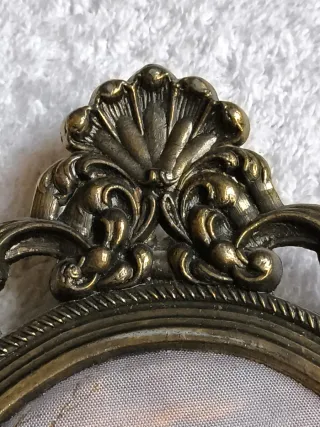 ANTIGUO CUADRO OVALADO METAL Y TELA MADE IN ITALY