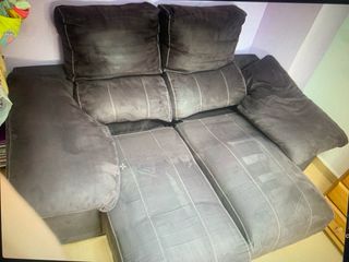 Sofá de tela marrón